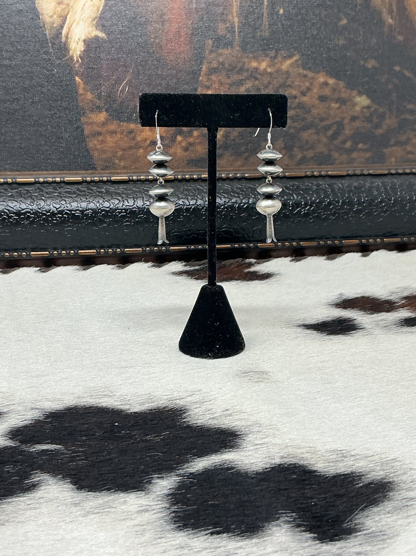 Navajo Pearl w/Squash Bell Earrings