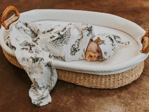 Heaven on Earth Bamboo Muslin Swaddle