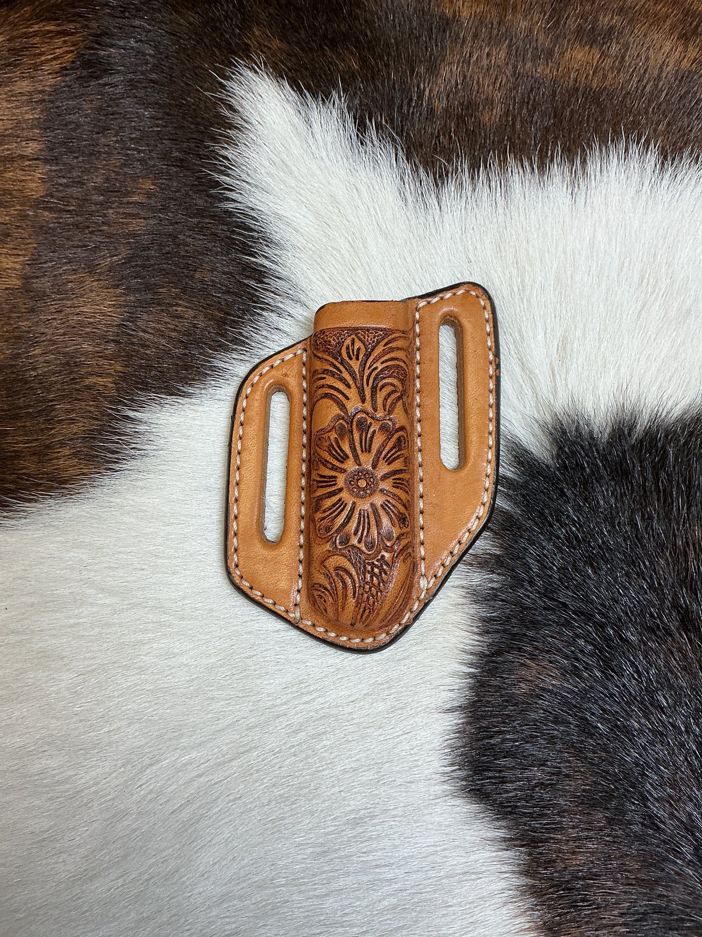 Floral Carved Crossdraw Knife Sheath