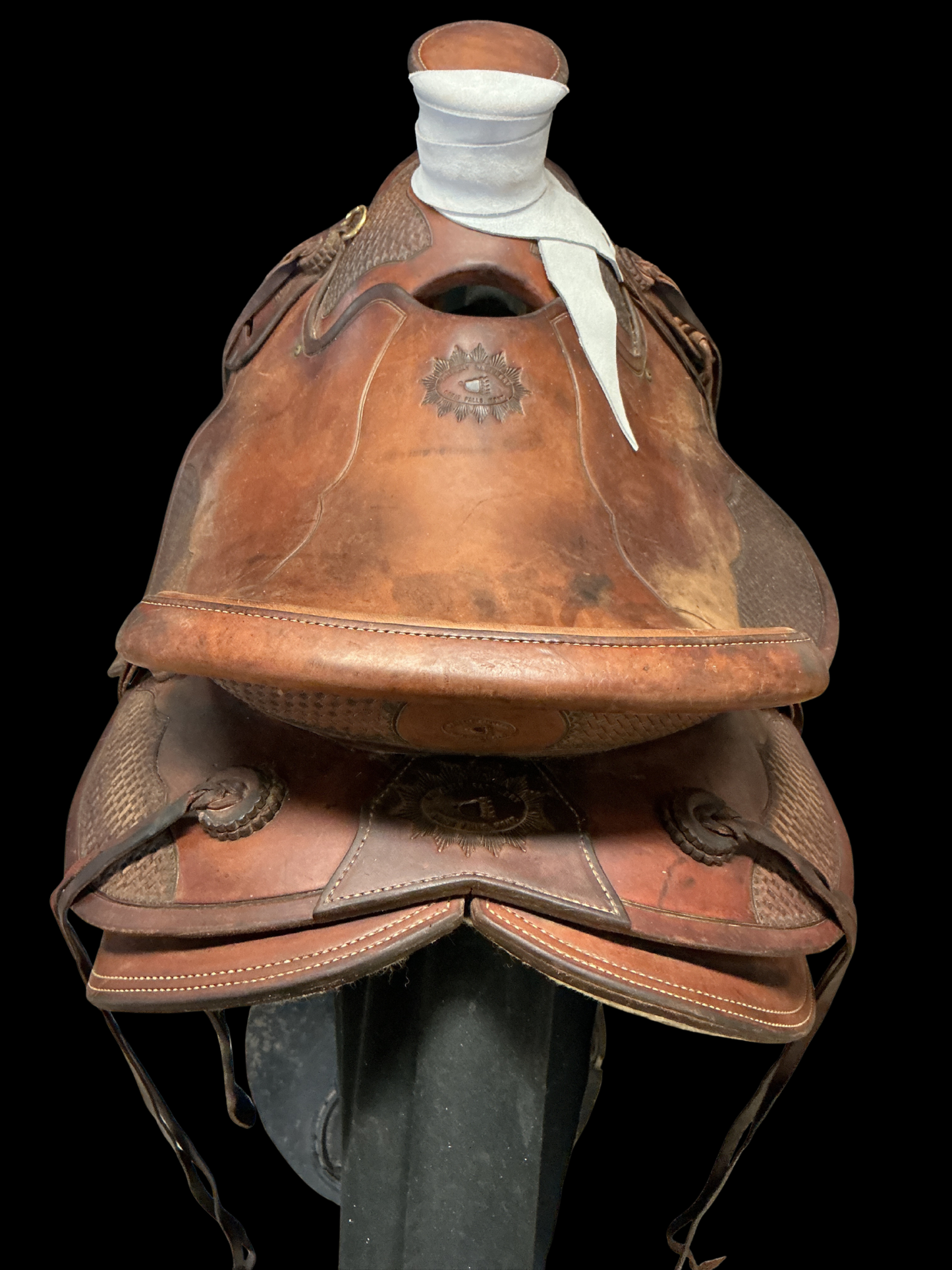 Used - Grizzly Saddlery 15 1/2" Wade