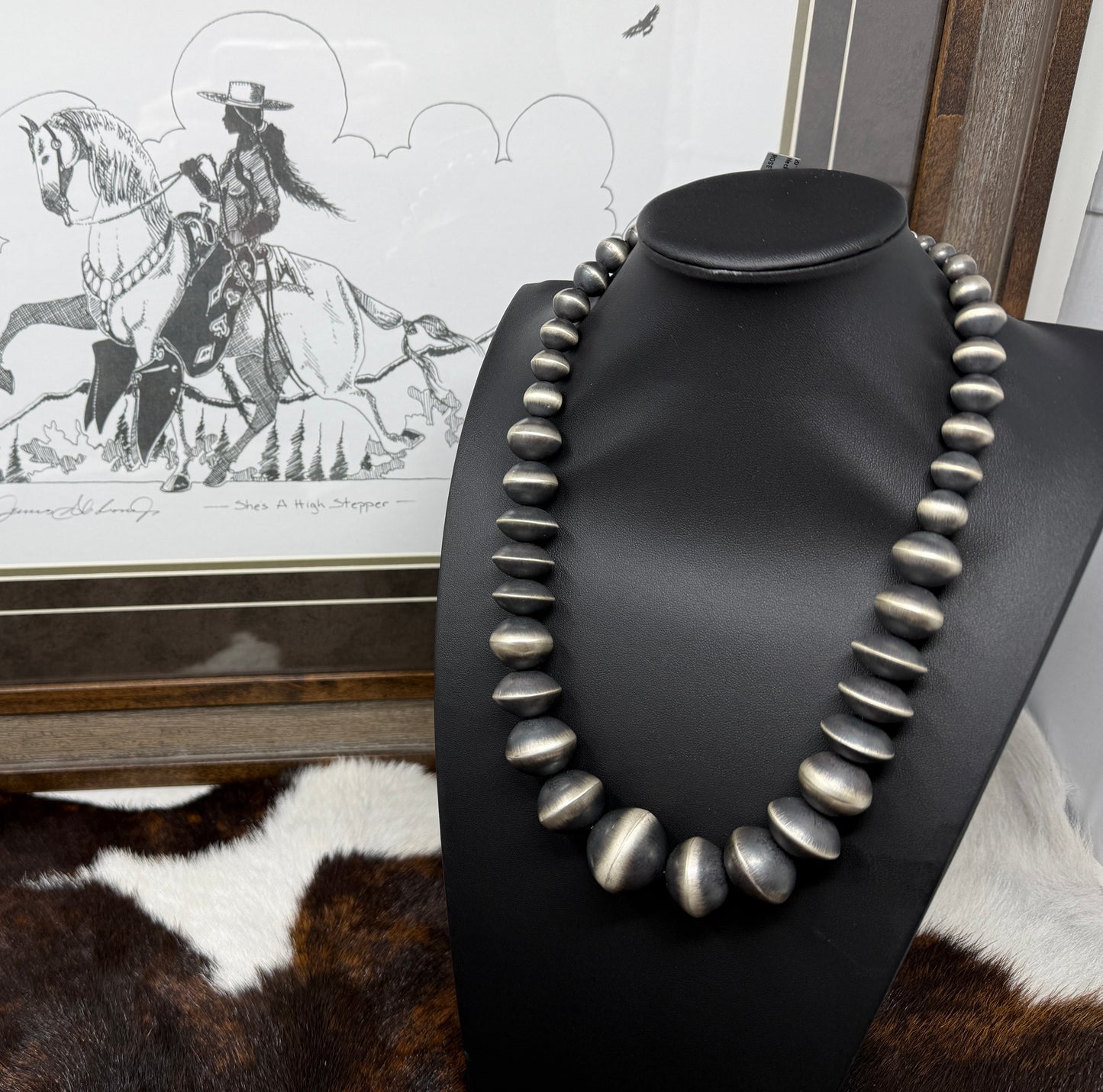 Graduated Navajo Pearl Necklace 7mm-26mm