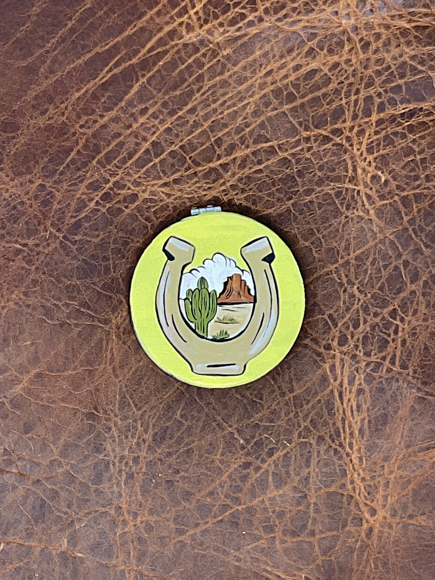 Compact Mirror