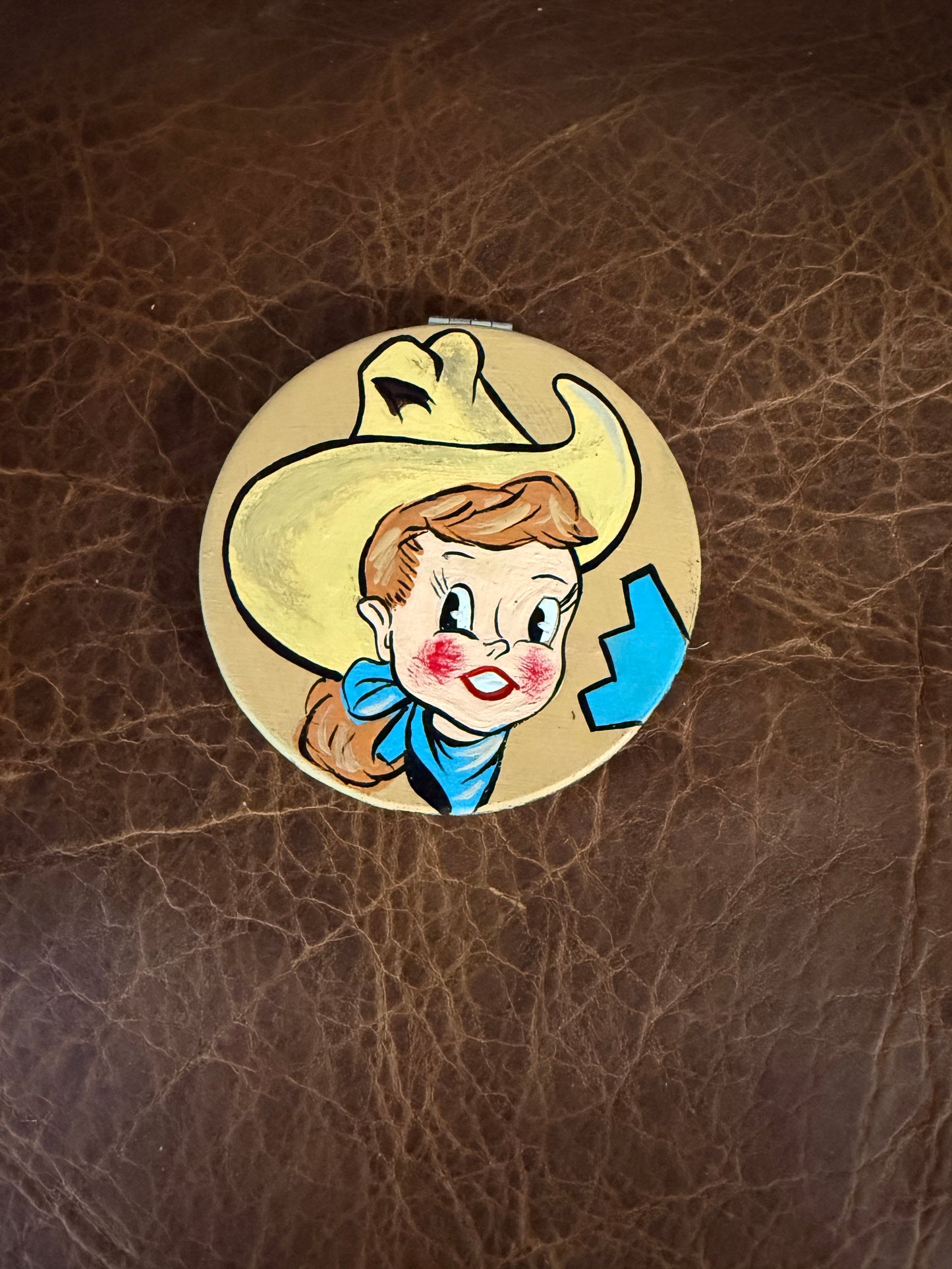 Compact Mirror