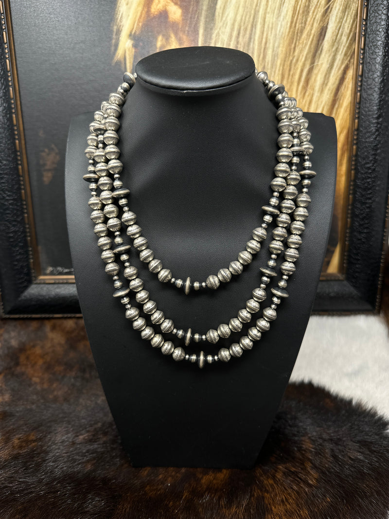 60" Navajo Pearl Saucer Necklace