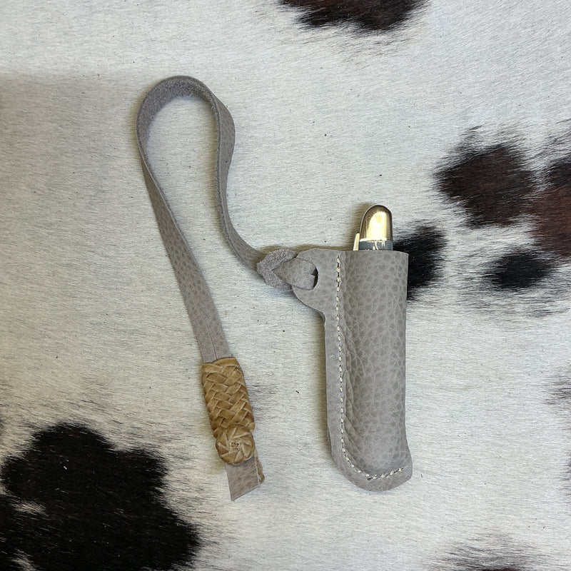 Small Buckaroo Knife Sheath w/Razoo Button