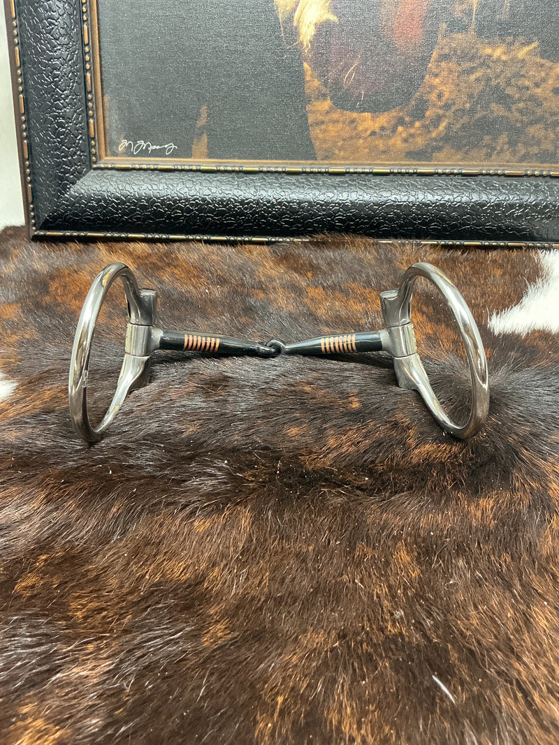 HR09- Offset D-Ring Snaffle Bit