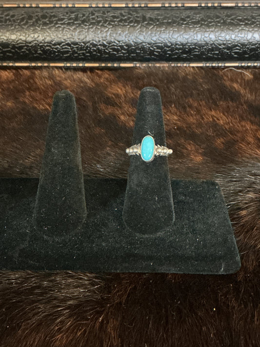 Sterling Silver & Turquoise Ring