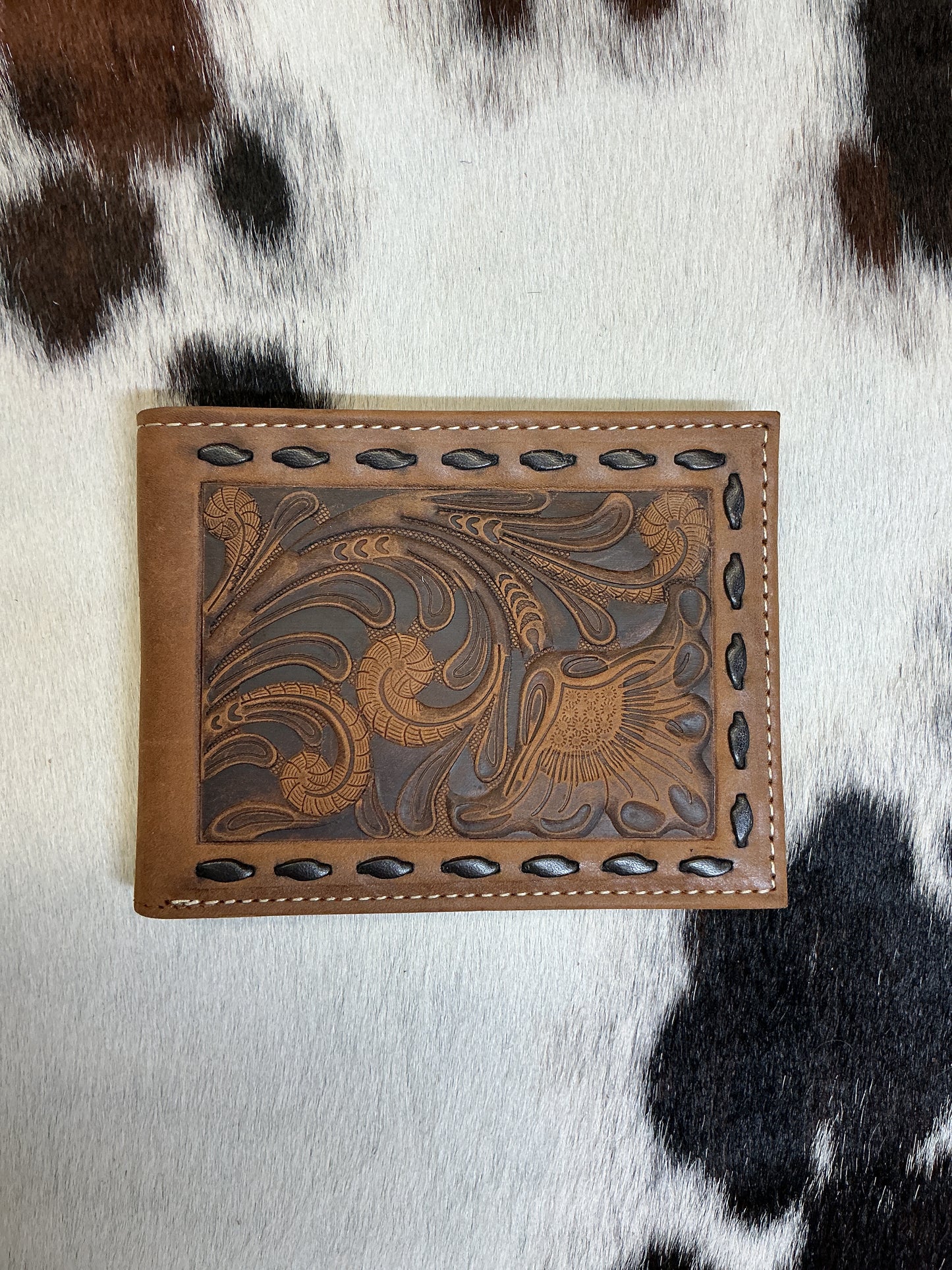 Bi-Fold Floral Carved Wallet