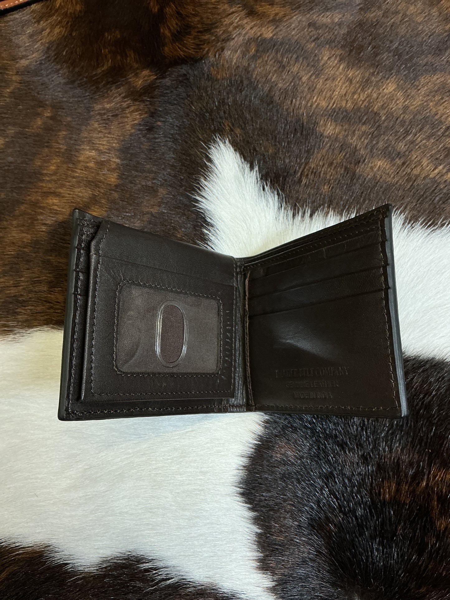 Bi-Fold Basket Stamped Wallet w/Tapestry Edge