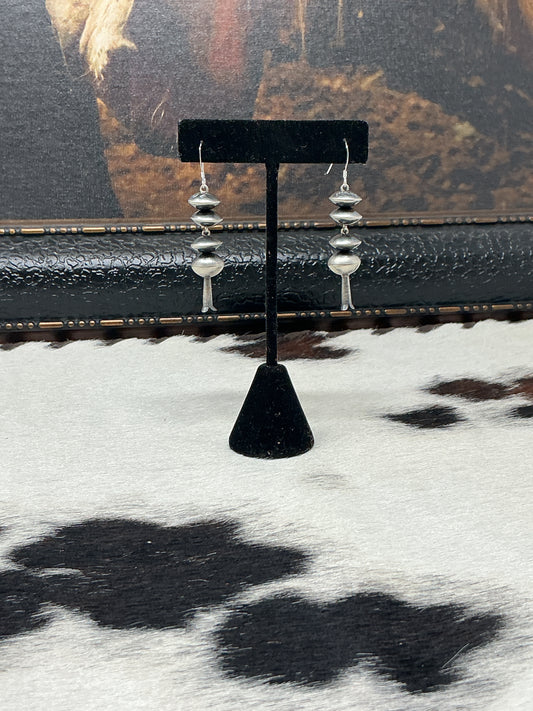 Navajo Pearl w/Squash Bell Earrings