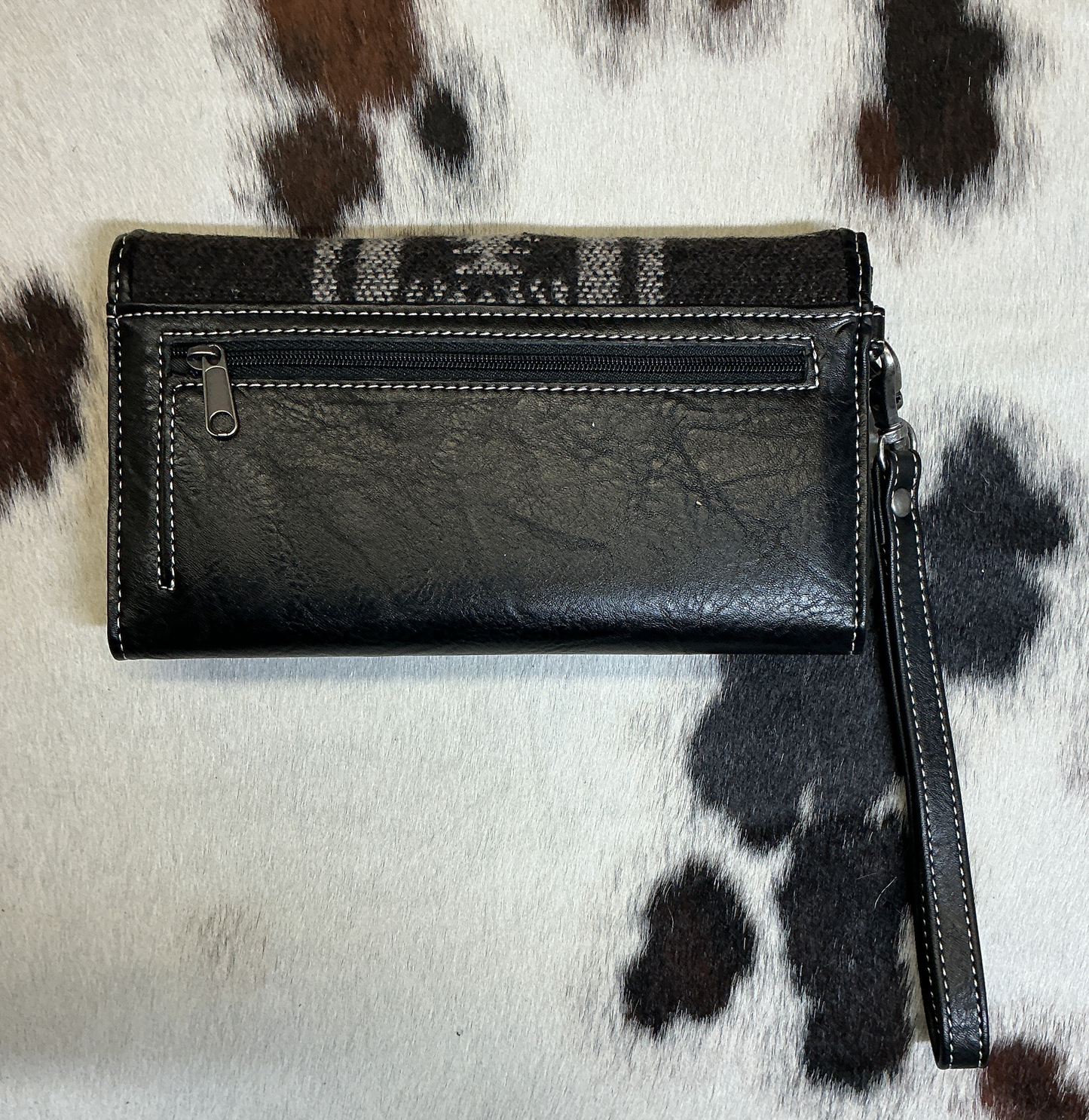 Ladies Clutch Wallet w/Tapestry Cover