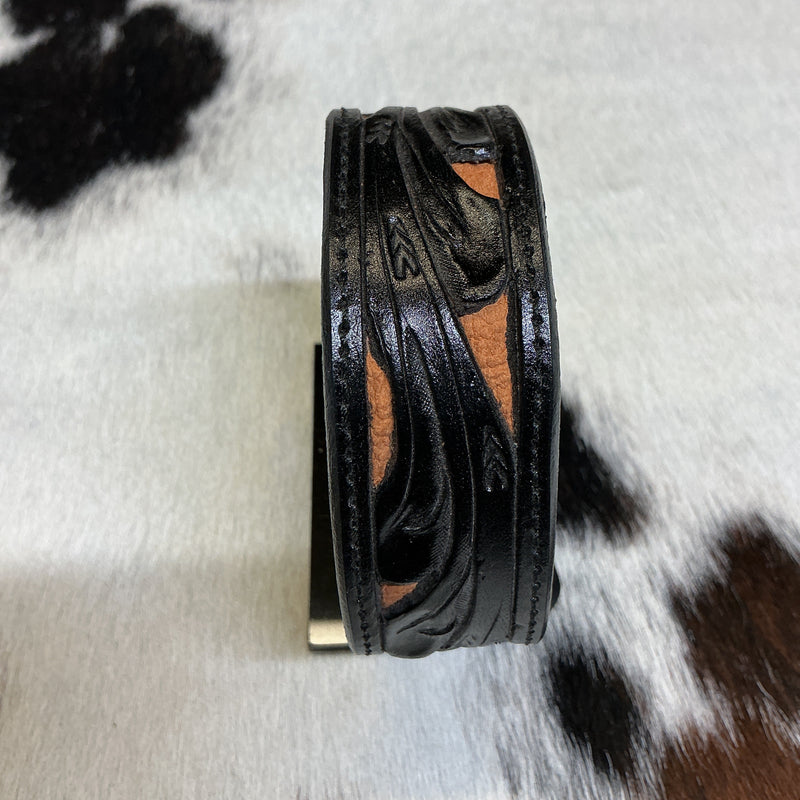 Floral Carved w/Background Leather Bracelet