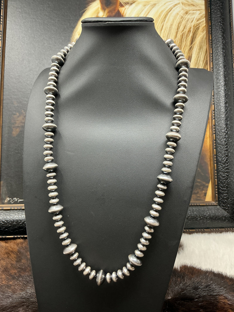5:1 Navajo Pearl Pattern Necklace -24"