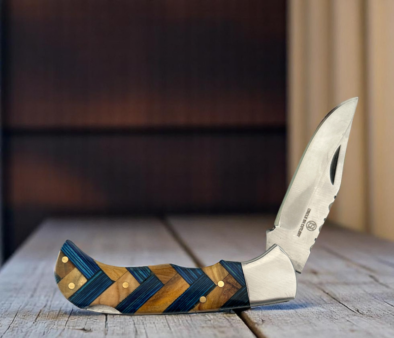 Single Blade Folding Knife