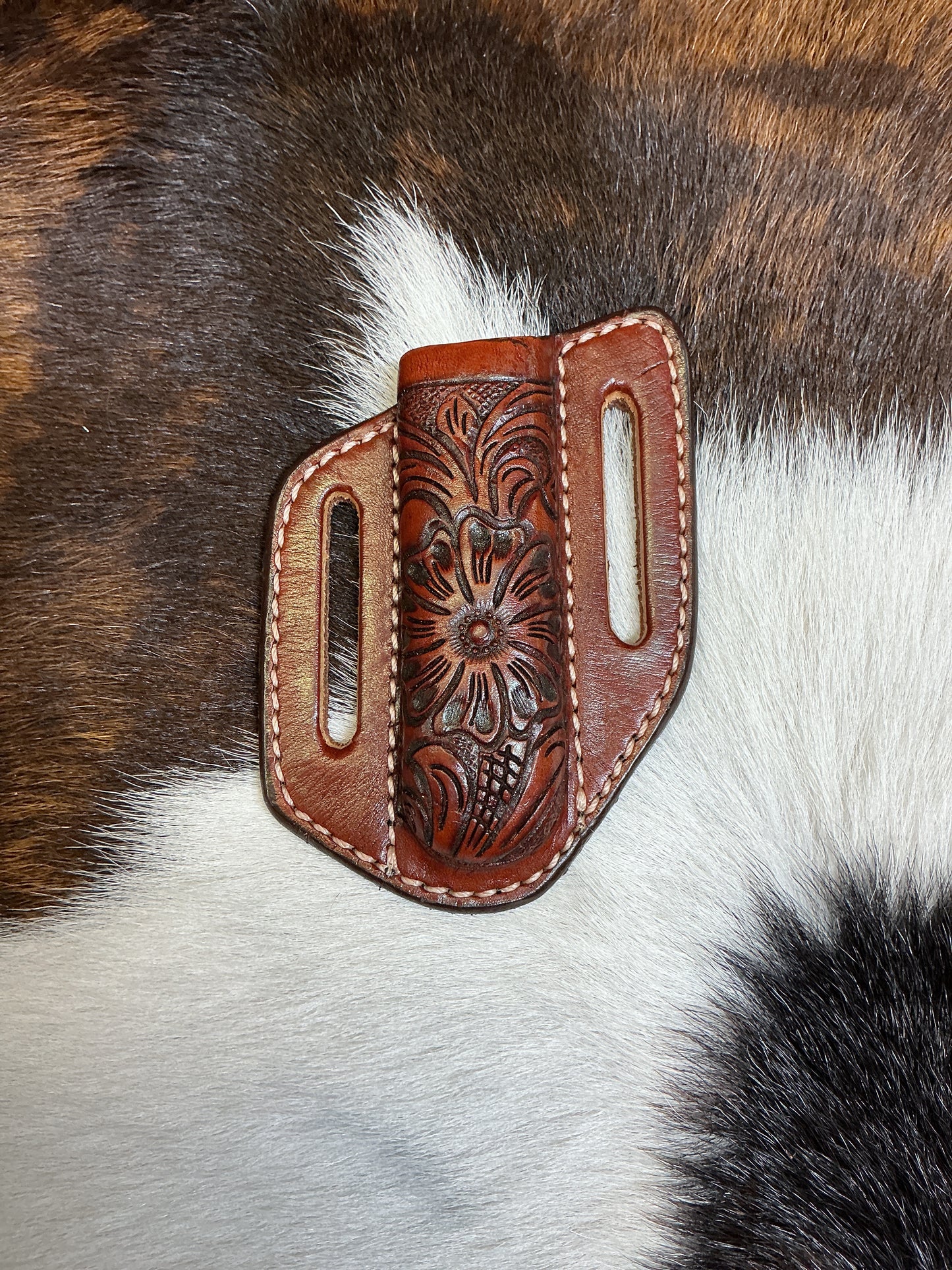 Floral Carved Crossdraw Knife Sheath