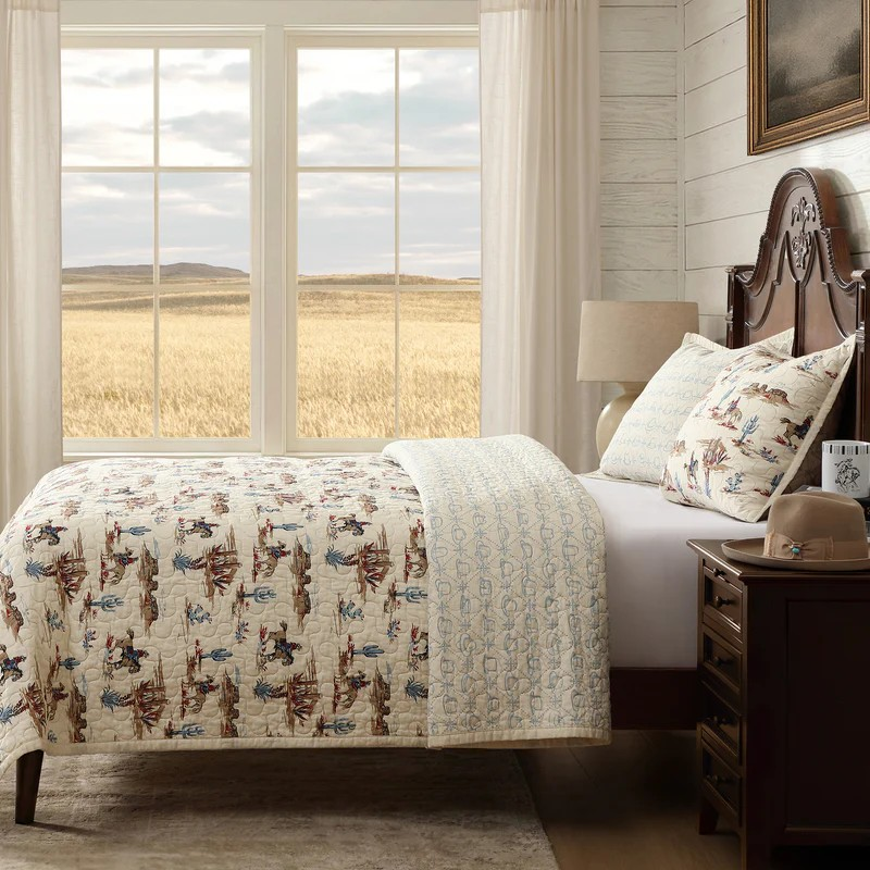Desert Trail Reversible Quilt Set