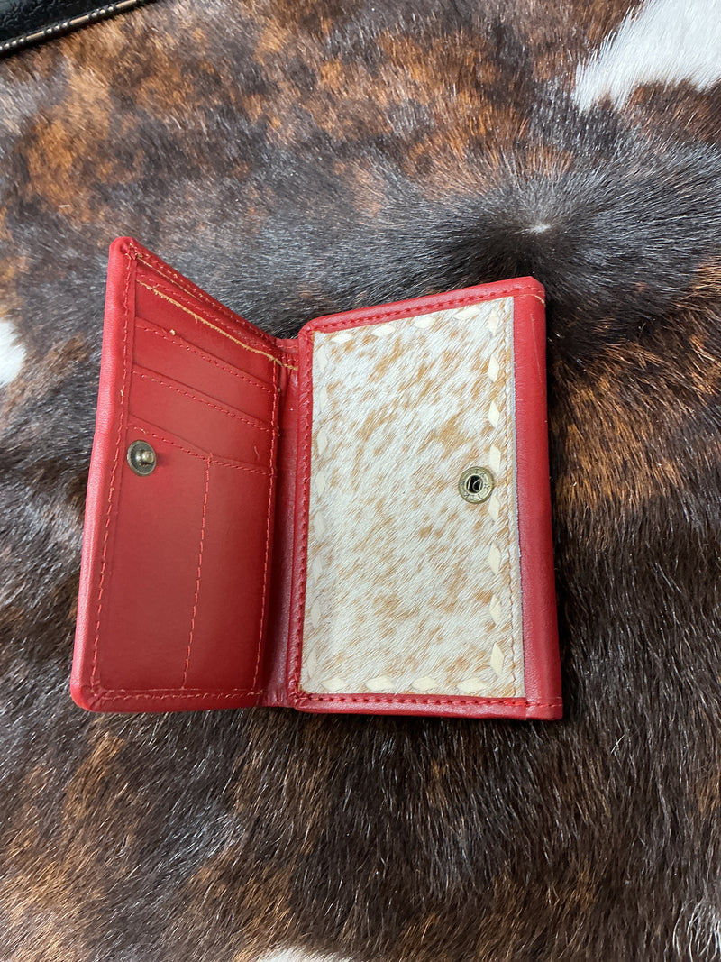 Trifold Wallet w/Cowhide & Buckstitching