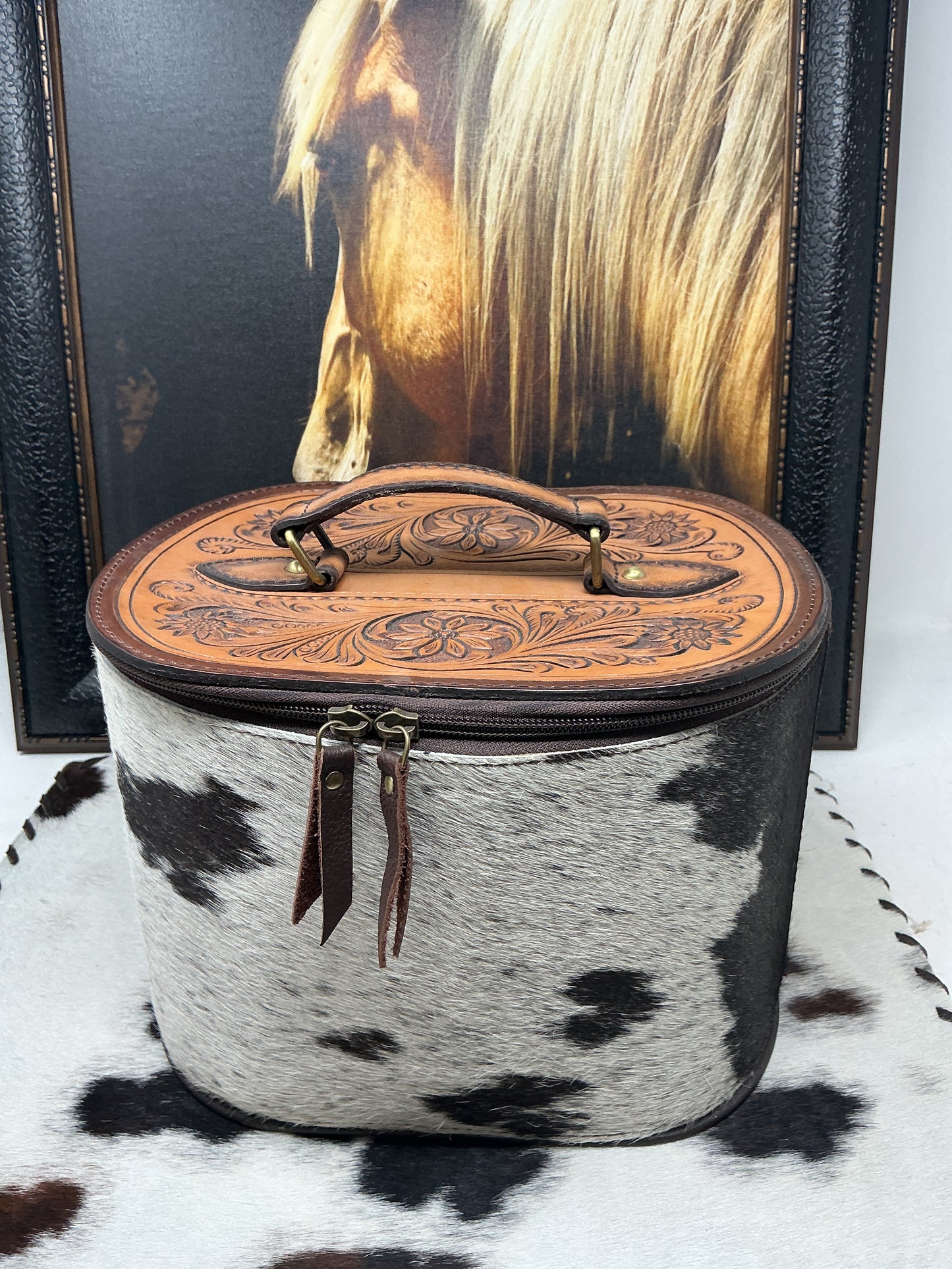 Jewelry Case - Tall Oval