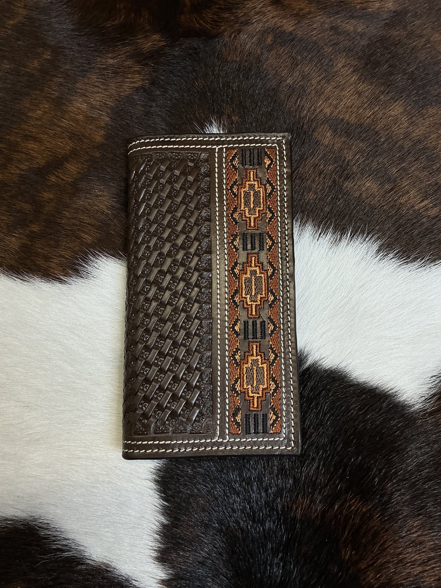 Basket Stamped Wallet w/Earth Tone Embroidery