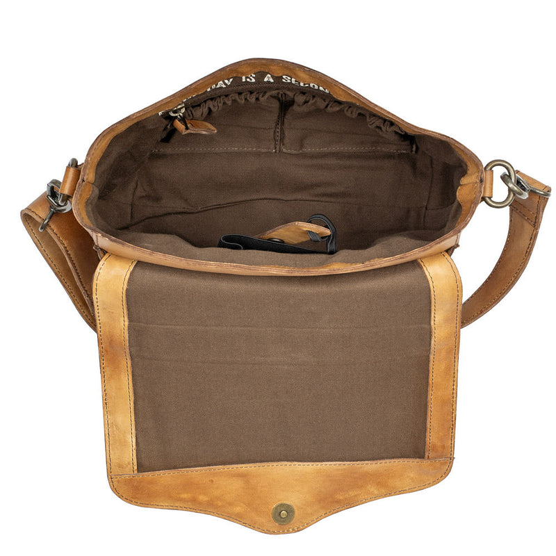 BANDERA - TAN DAKOTA CROSSBODY