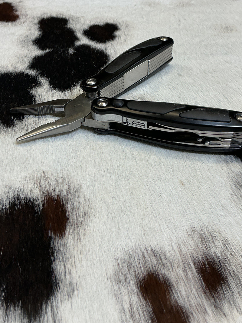 Magnum by Boker Multi-tool