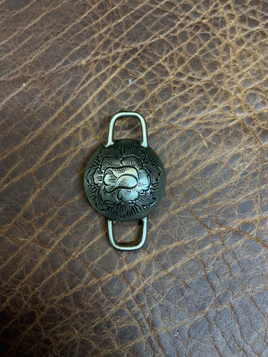 Round Palm Concho