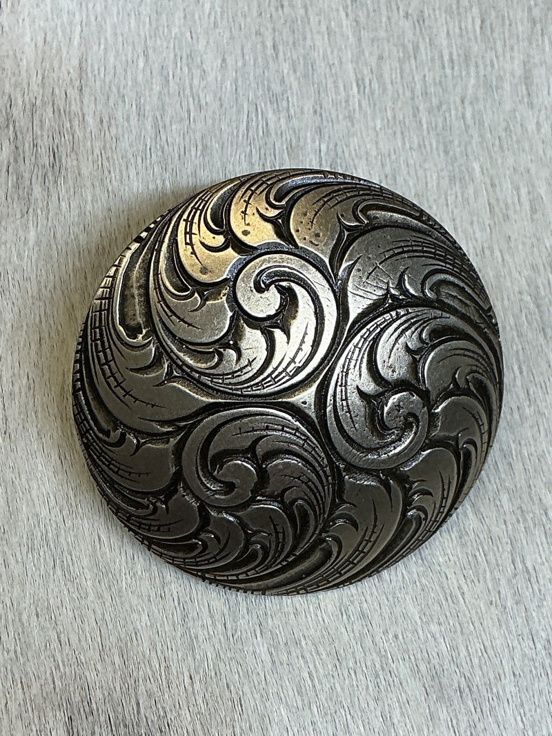 JWP Horseshoe Brand Swirls Loop Back Concho