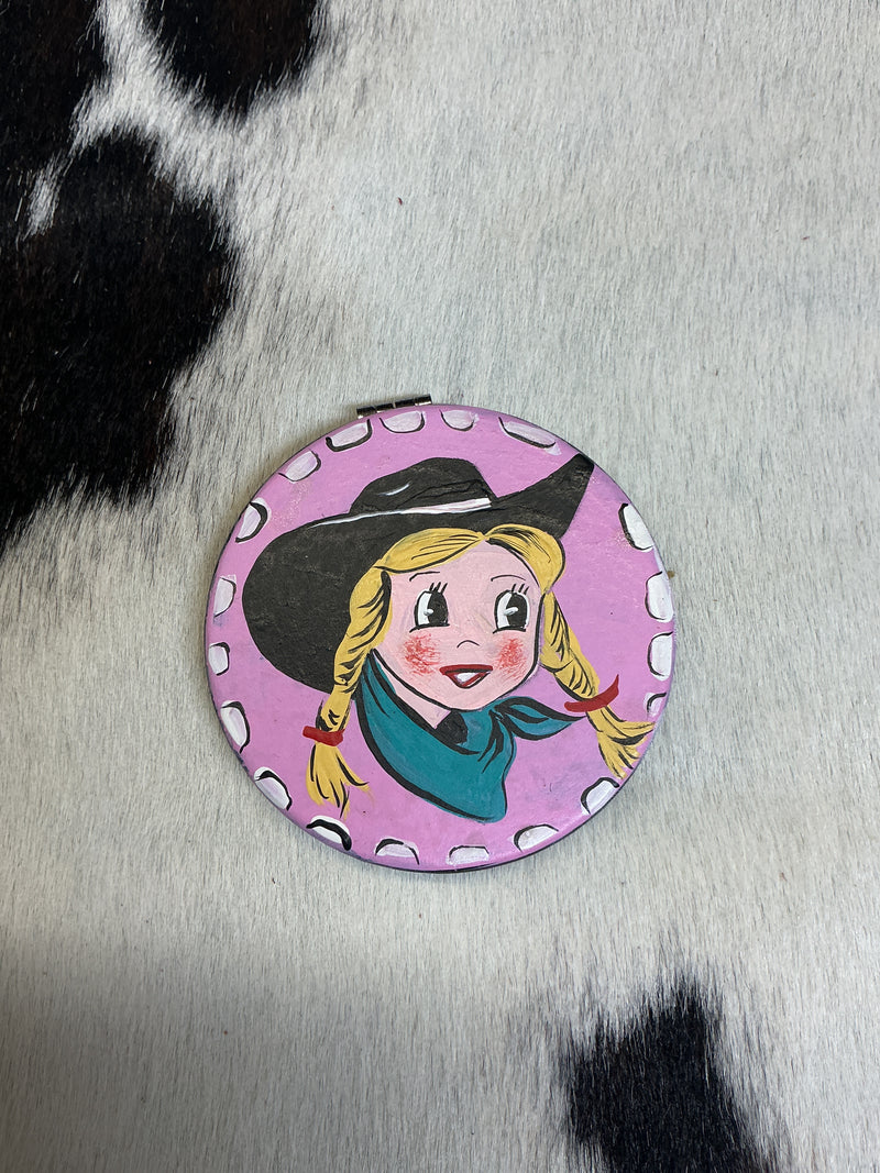 Compact Mirror