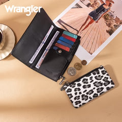 Wrangler Western Bi-Fold RFID Wallet/Wristlet w/Detachable Pouch