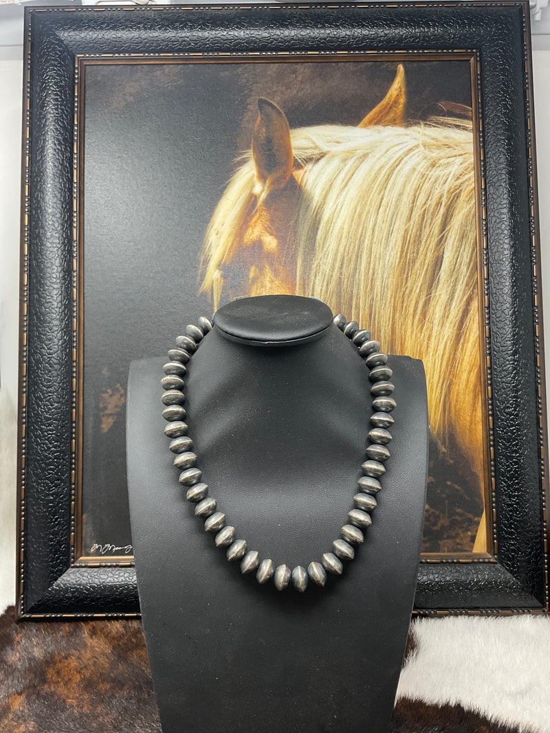 Saucer Navajo Pearl Necklace