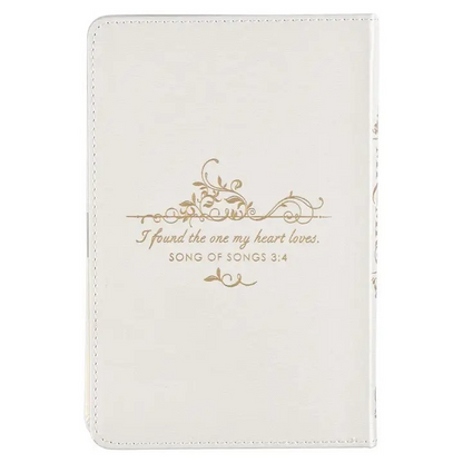 Mr. & Mrs. - 366 Devotions for Couples