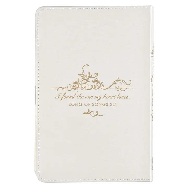 Mr. & Mrs. - 366 Devotions for Couples