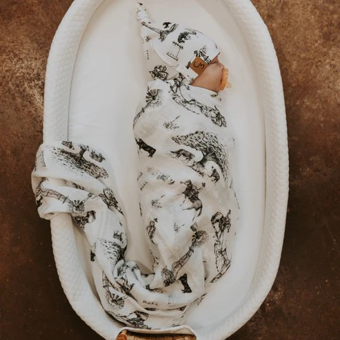 Heaven on Earth Bamboo Muslin Swaddle