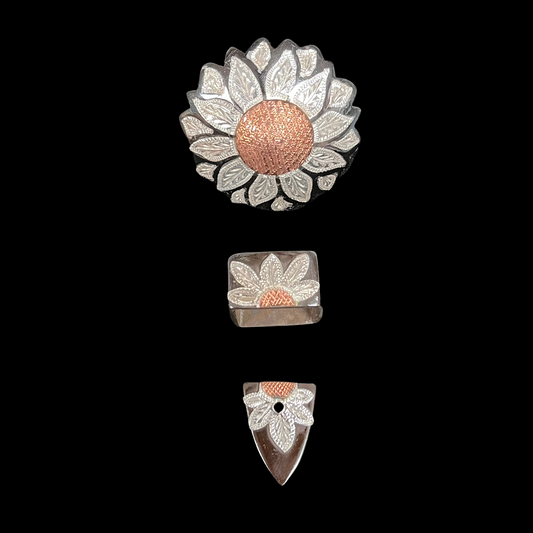 B/B Sunflower Concho Buckle Set