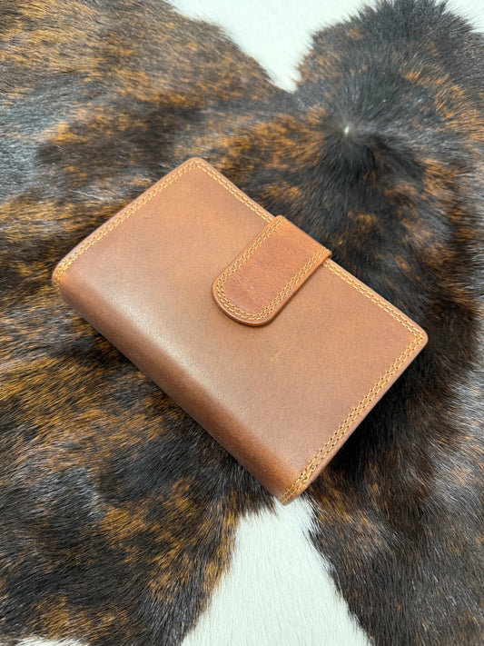 Rugged Earth 3 Compartment Leather Wallet