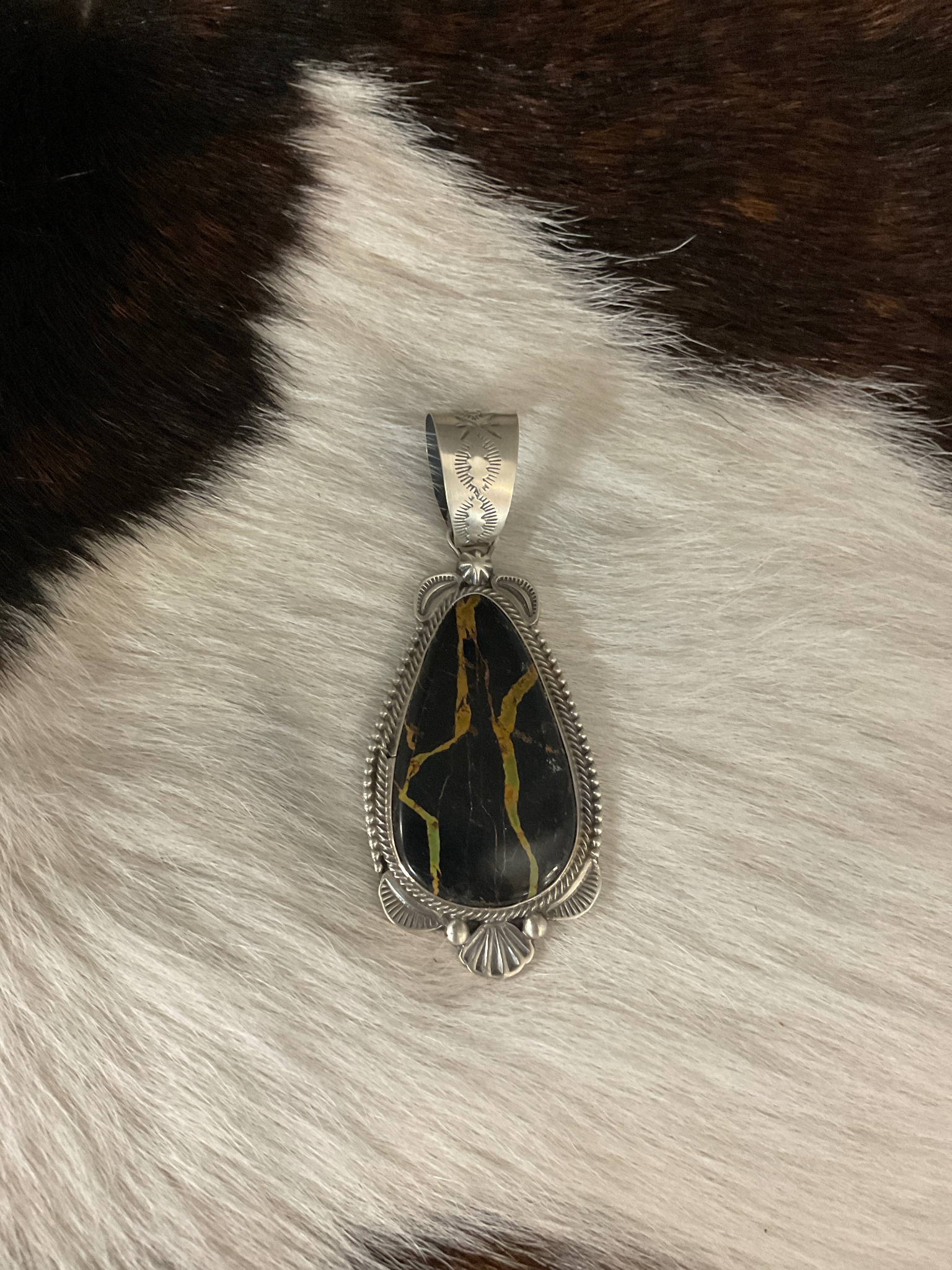 Blackjack Turquoise Pendant 1 – Heritage Horseman Supply