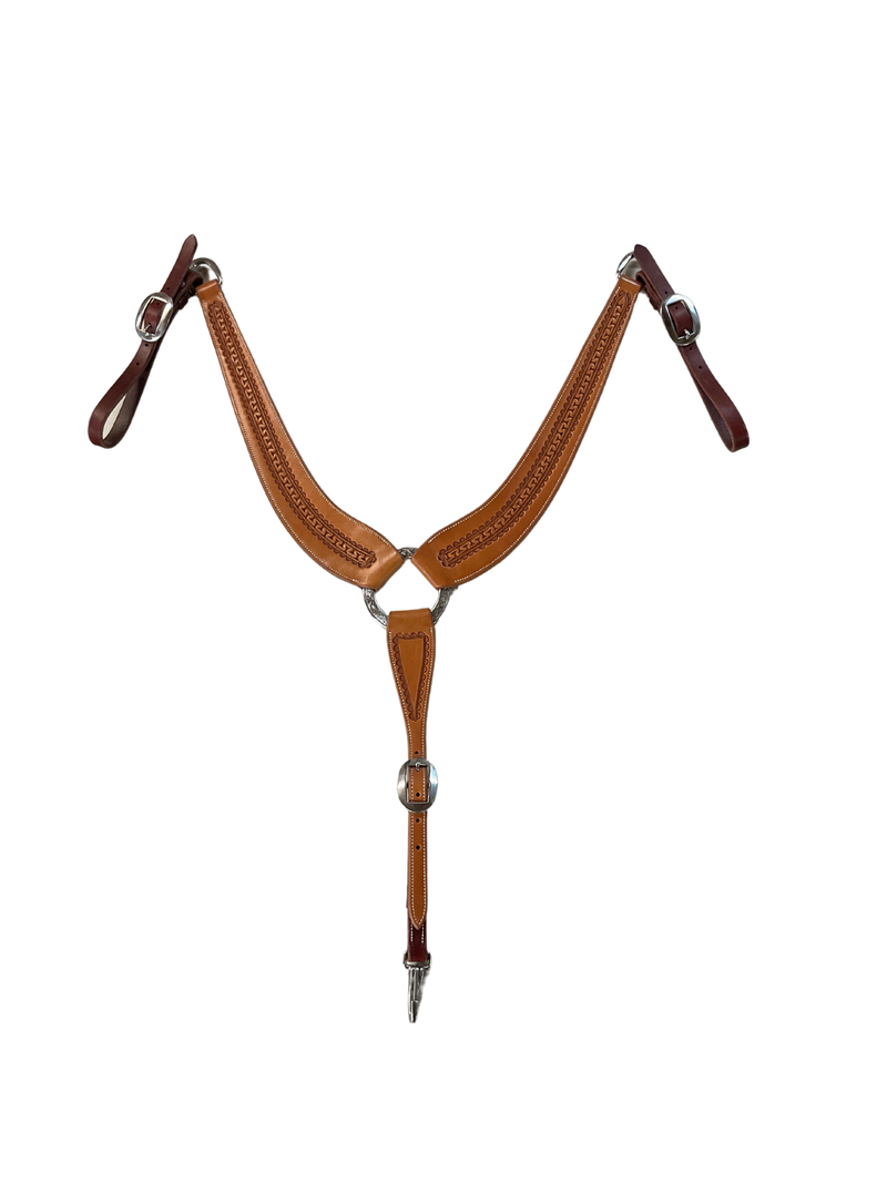 B/B Scoop Breast Collar