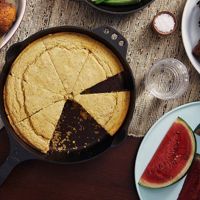 No. 10 Cast Iron Skillet