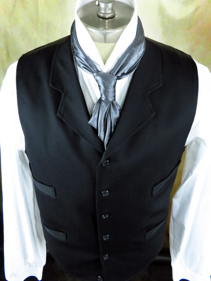 Notch Vest Black