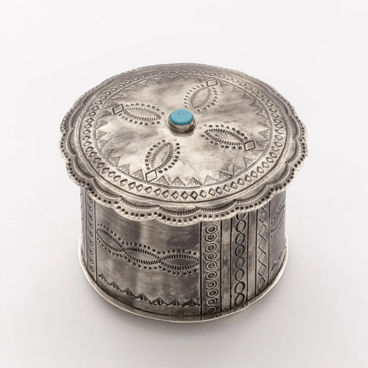 Small Round Box w/Scalloped Lid