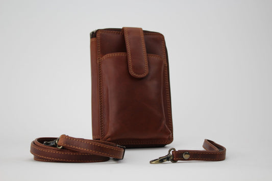 Rugged Earth Upright Organizer Purse
