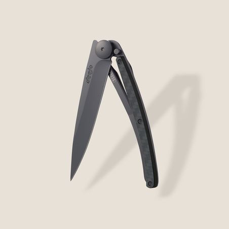 37G Carbon Serrated (Black)