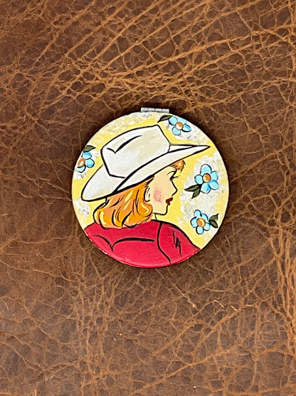 Compact Mirror