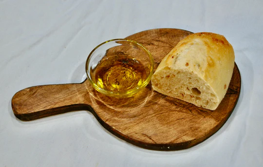 Charcuterie/Bread Board-Small Round