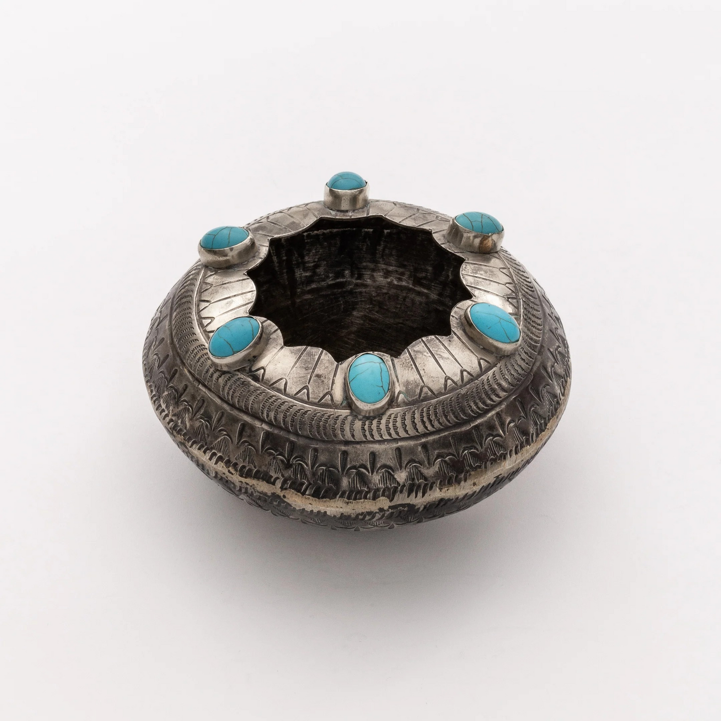 Stamped Scalloped Pot