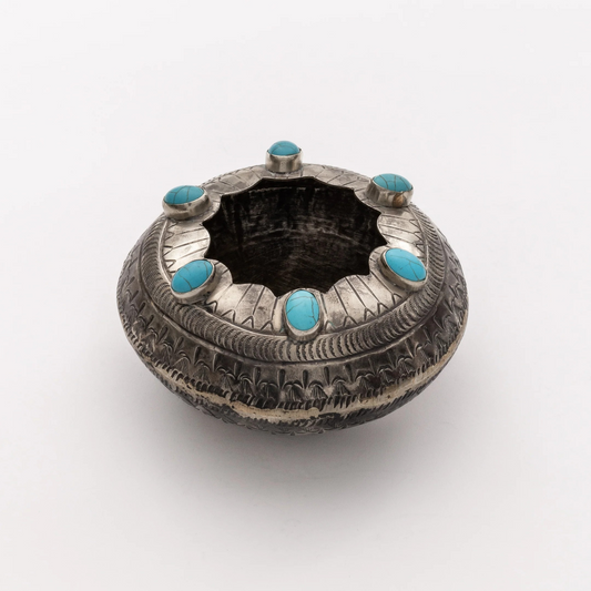 Stamped Scalloped Pot