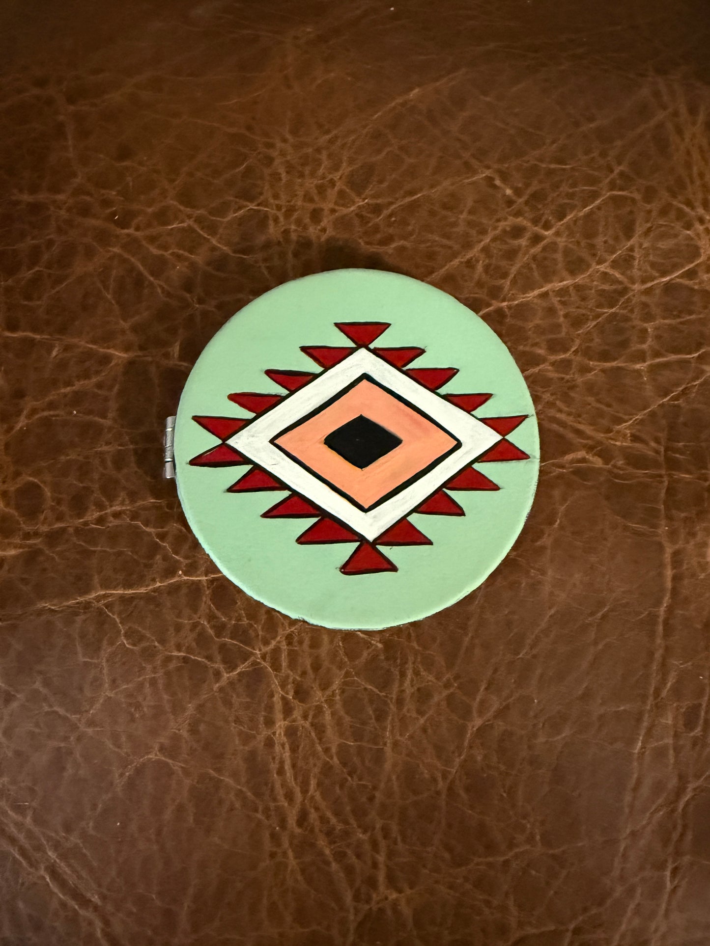 Compact Mirror