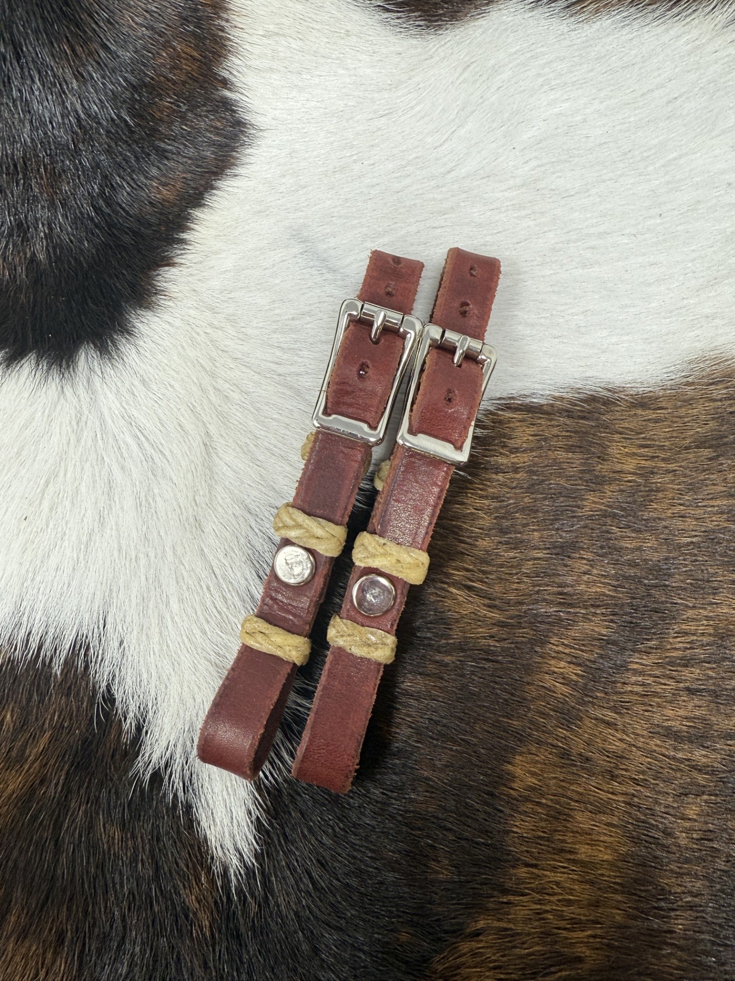 Rein Connectors-Latigo w/Rawhide Buttons & Buckles